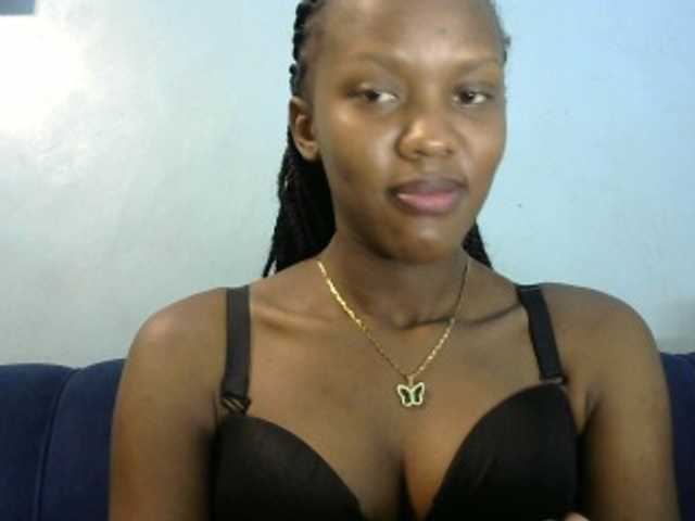 Trisha254 live cam on BongaCams