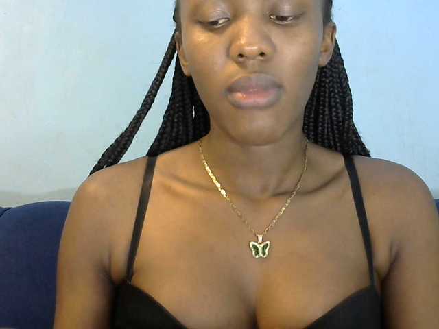 Trisha254 live cam on BongaCams