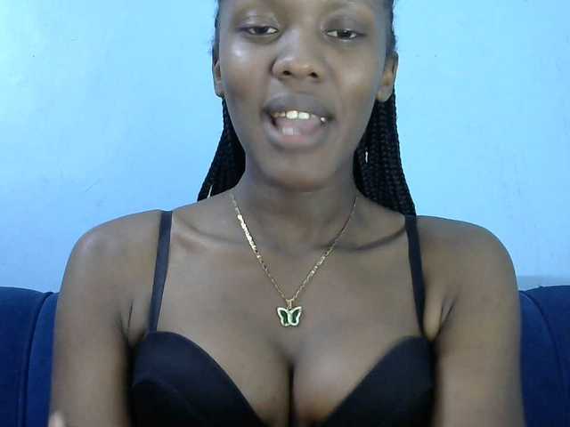Trisha254 live cam on BongaCams