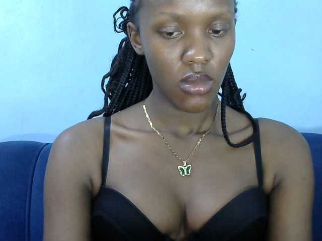 Trisha254 live cam on BongaCams
