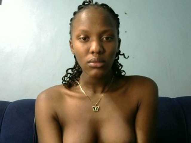 Trisha254 live cam on BongaCams