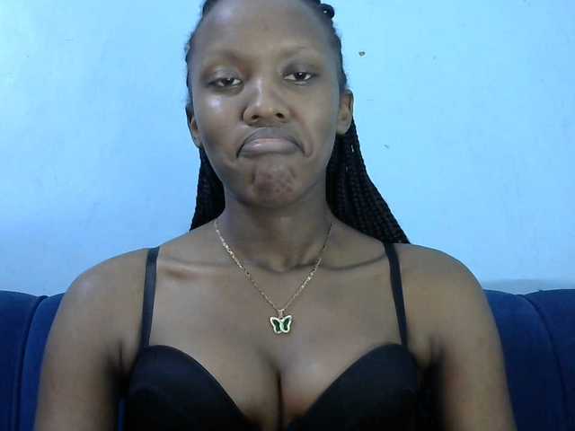 Trisha254 live cam on BongaCams