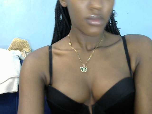 Trisha254 live cam on BongaCams