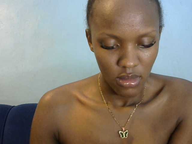Trisha254 live cam on BongaCams