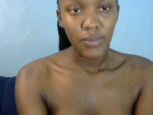 Trisha254 live cam on BongaCams