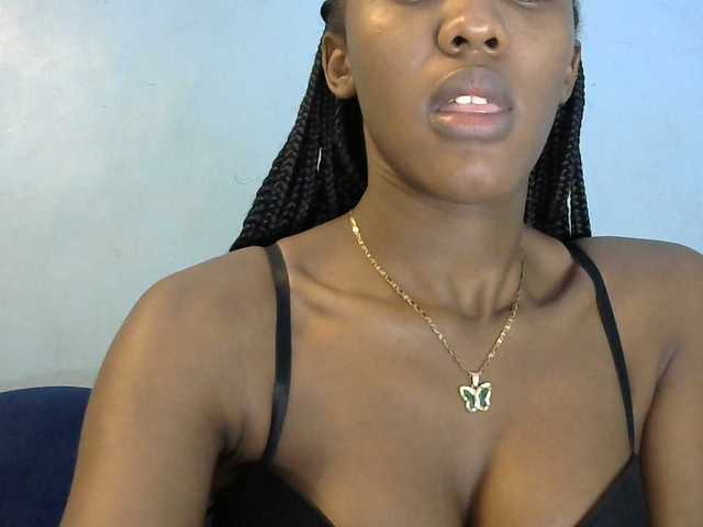 Trisha254 live cam on BongaCams