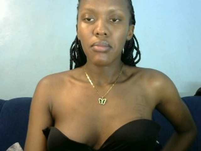 Trisha254 live cam on BongaCams