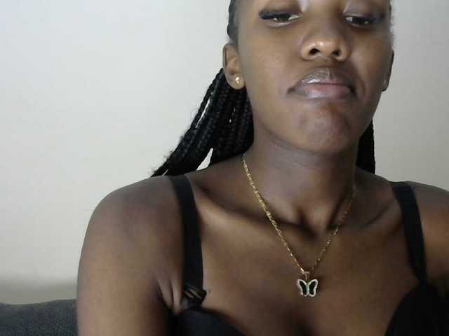 Trisha254 live cam on BongaCams