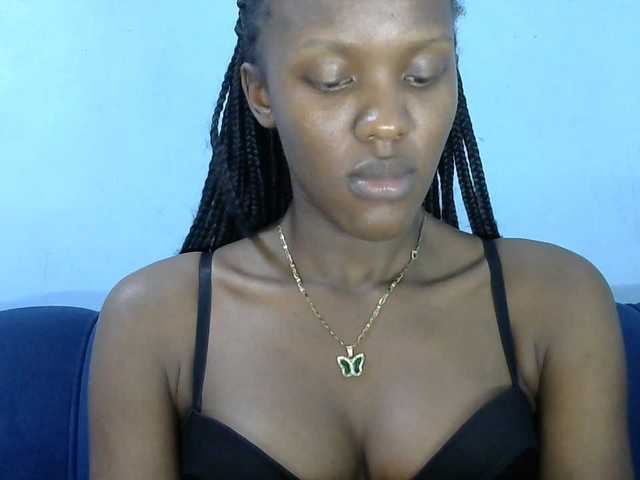Trisha254 live cam on BongaCams