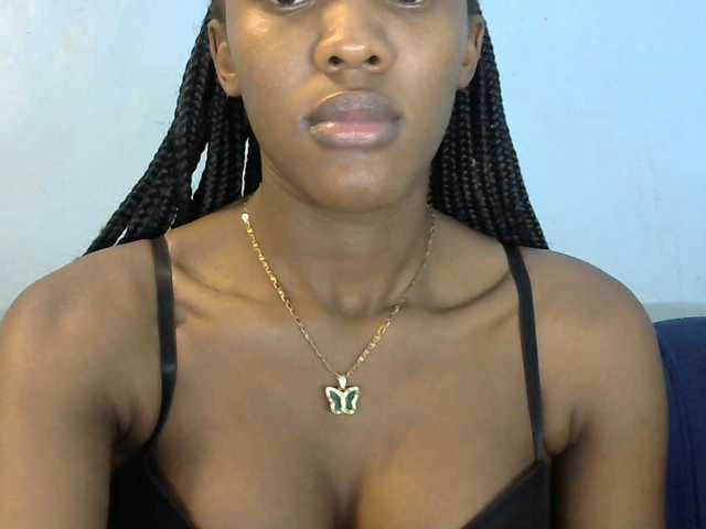 Trisha254 live cam on BongaCams