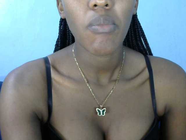 Trisha254 live cam on BongaCams