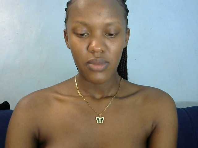 Trisha254 live cam on BongaCams