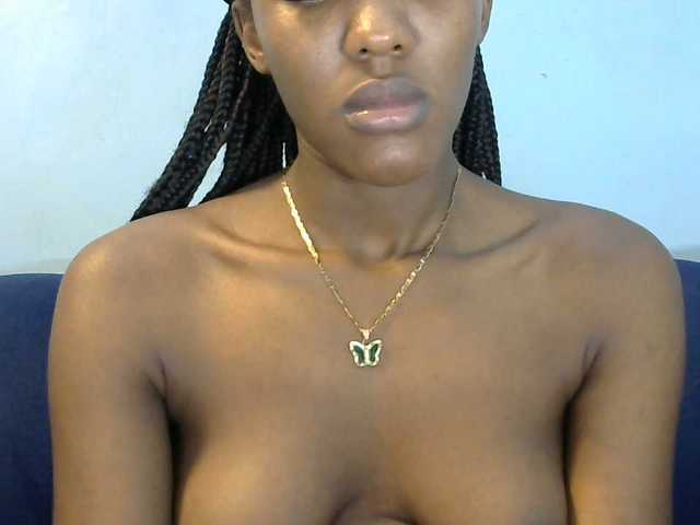 Trisha254 live cam on BongaCams