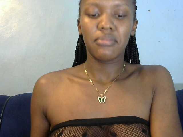 Trisha254 live cam on BongaCams