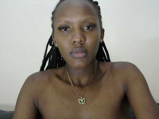 Trisha254 live cam on BongaCams