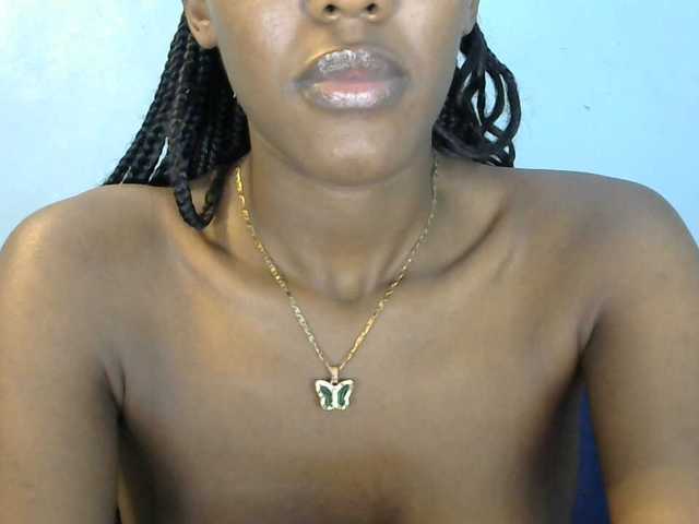 Trisha254 live cam on BongaCams