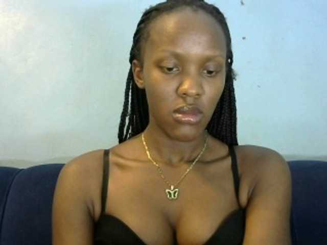 Trisha254 live cam on BongaCams