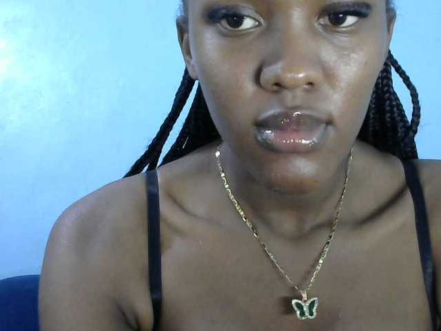 Trisha254 live cam on BongaCams