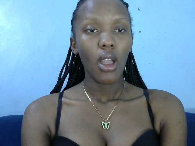 Trisha254 live cam on BongaCams
