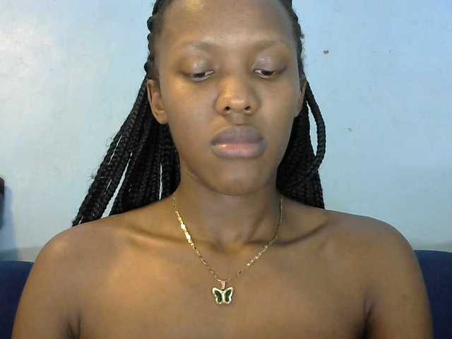 Trisha254 live cam on BongaCams
