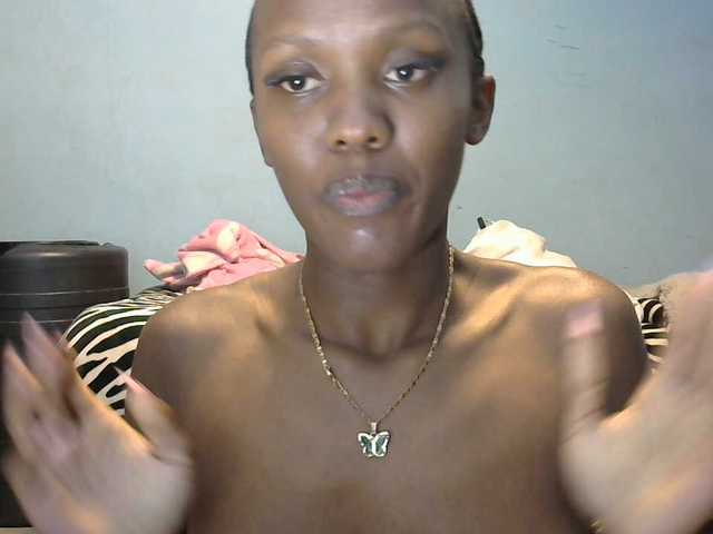 Trisha254 live webcam show