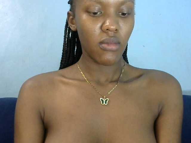 Trisha254 live cam on BongaCams
