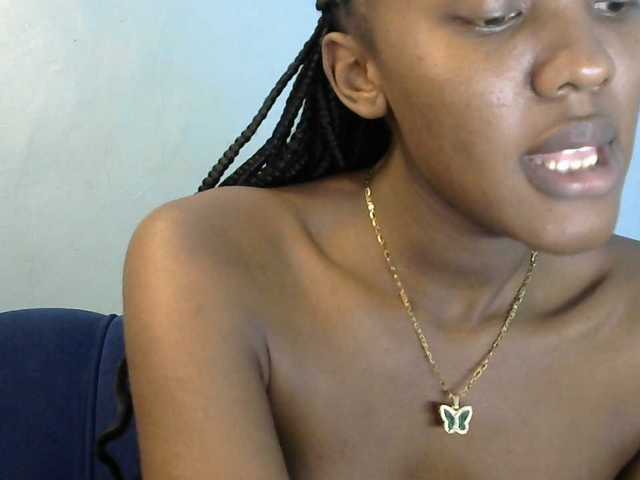 Trisha254 live cam on BongaCams