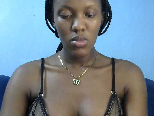 Trisha254 live cam on BongaCams