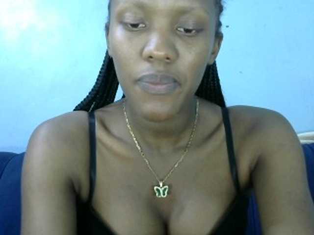 Trisha254 live cam on BongaCams