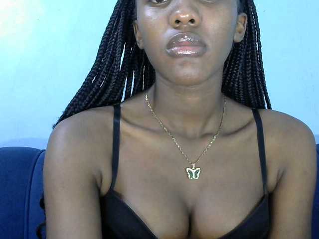Trisha254 live cam on BongaCams