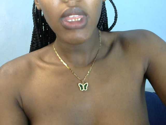 Trisha254 live cam on BongaCams