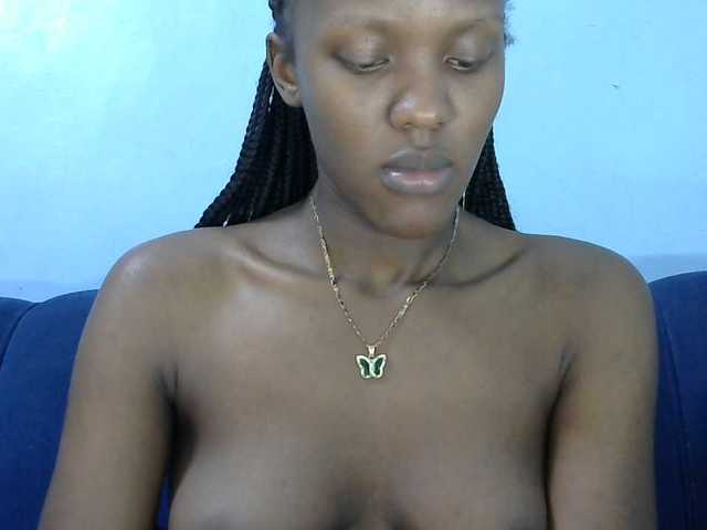 Trisha254 live cam on BongaCams