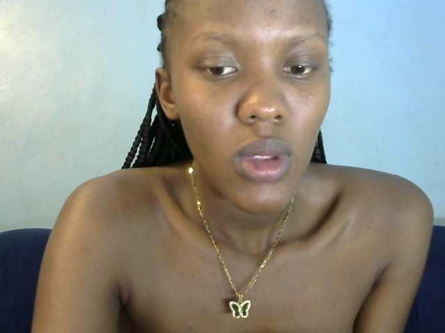 Trisha254 live cam on BongaCams