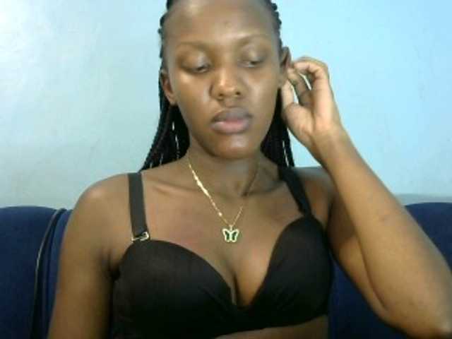 Trisha254 live cam on BongaCams