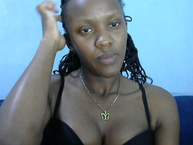 Trisha254 live cam on BongaCams