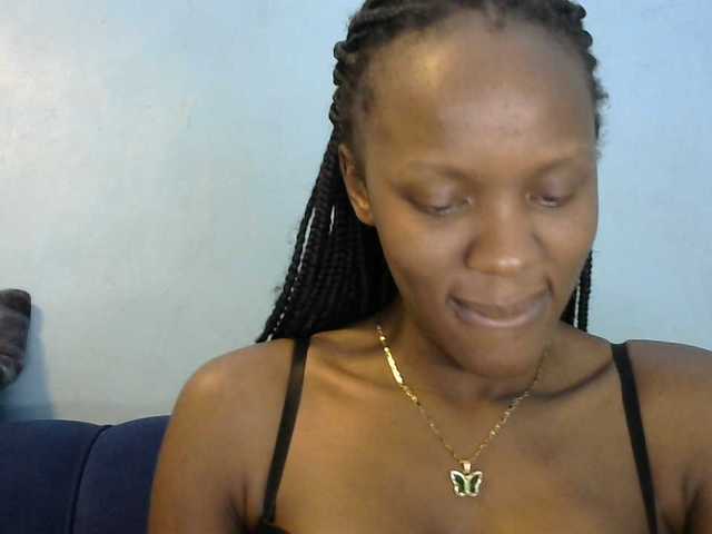 Trisha254 live cam on BongaCams