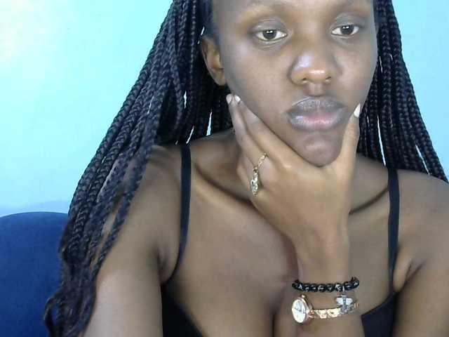 Trisha254 live cam on BongaCams