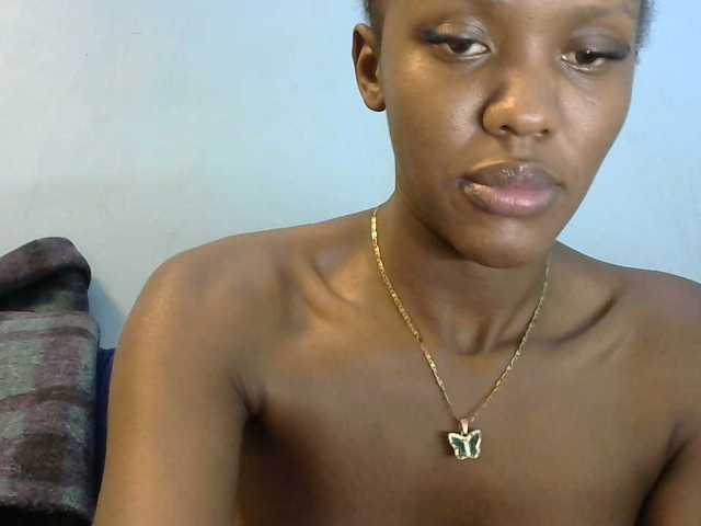 Trisha254 live cam on BongaCams