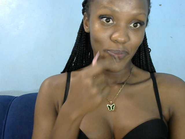 Trisha254 live cam on BongaCams
