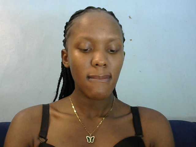 Trisha254 live cam on BongaCams