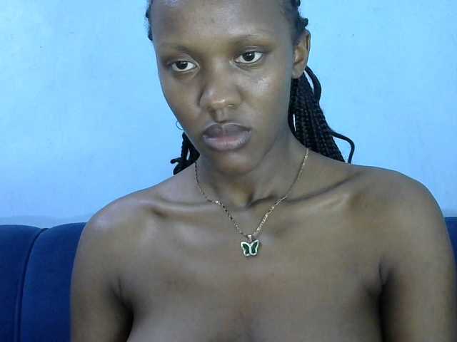 Trisha254 live cam on BongaCams