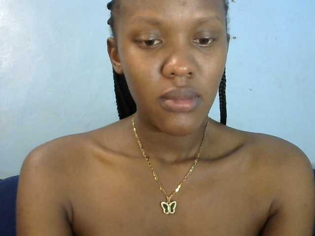Trisha254 live cam on BongaCams