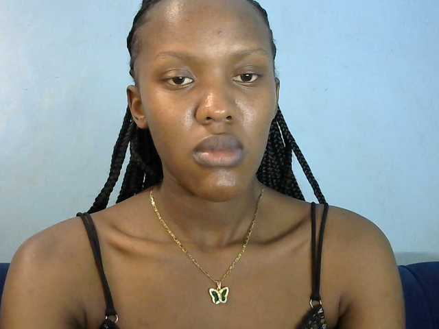 Trisha254 live cam on BongaCams
