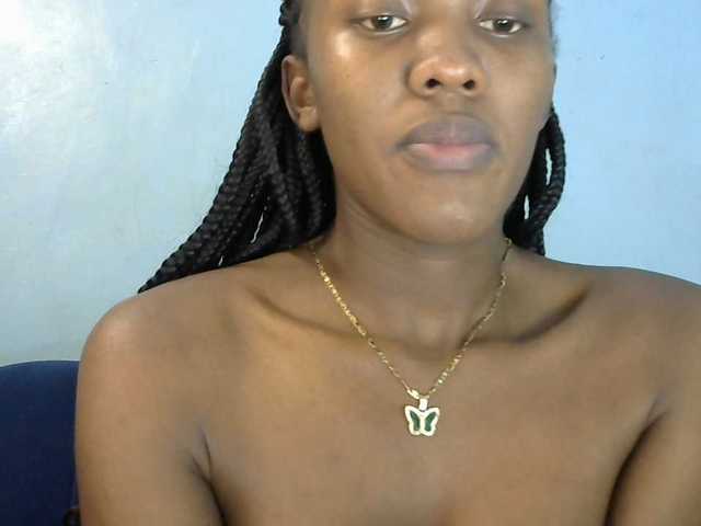 Trisha254 live cam on BongaCams