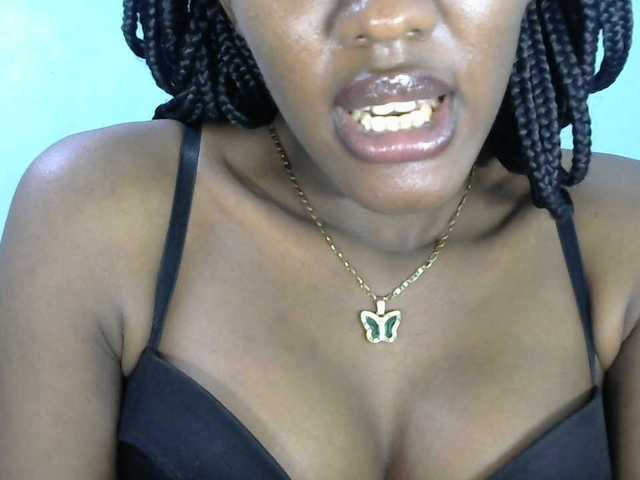 Trisha254 live cam on BongaCams