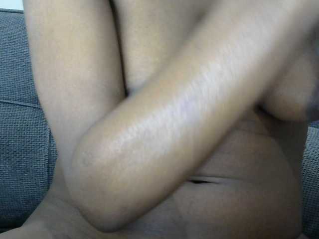 Trisha254 live cam on BongaCams