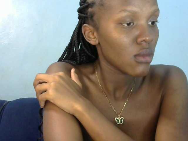Trisha254 live cam on BongaCams