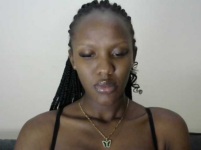 Trisha254 live cam on BongaCams