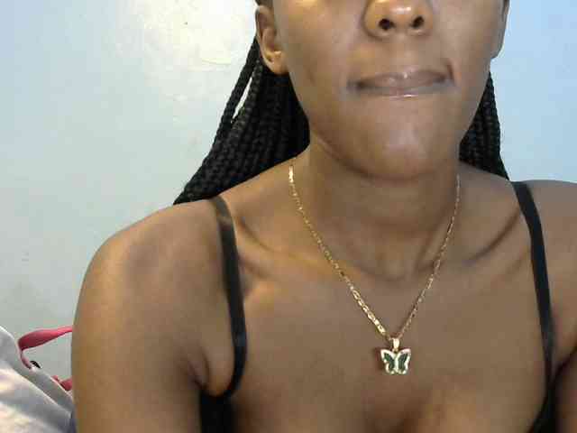 Trisha254 webcam