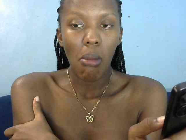 Trisha254 webcam